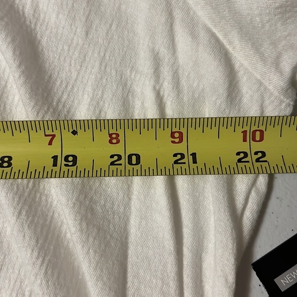 New directions white tunic , pink trim, sz Lg - Picture 4 of 7